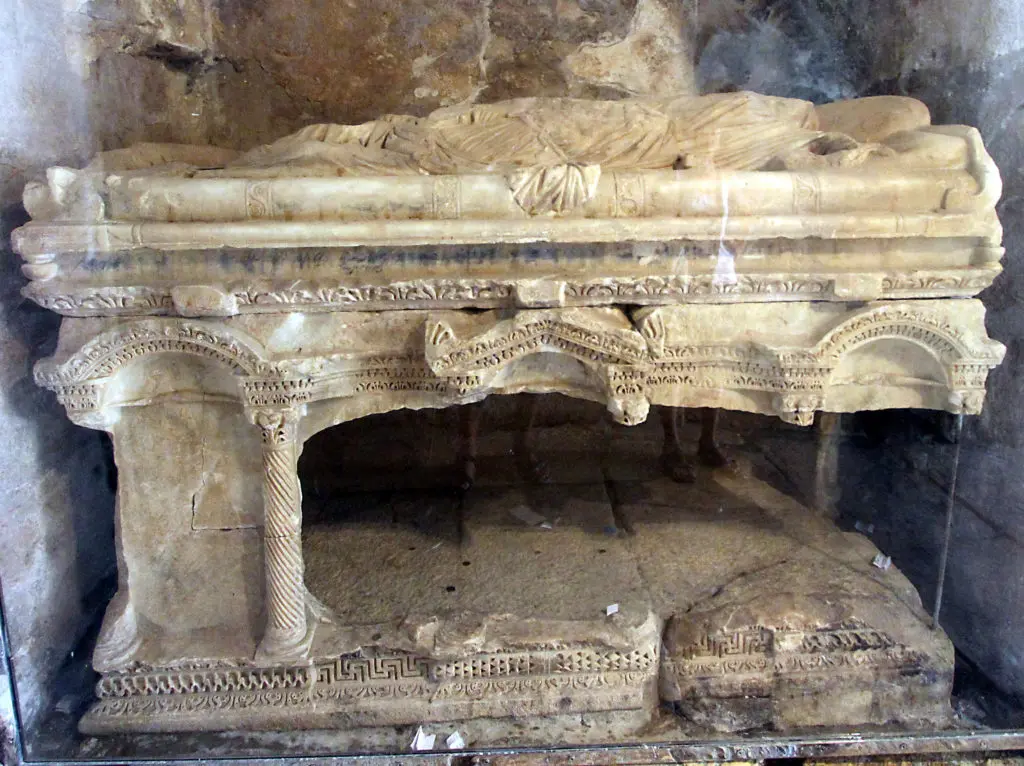 Grobowiec św. Mikołaja w Mirze